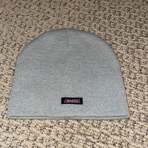 SKATER DICKIES BEANIE